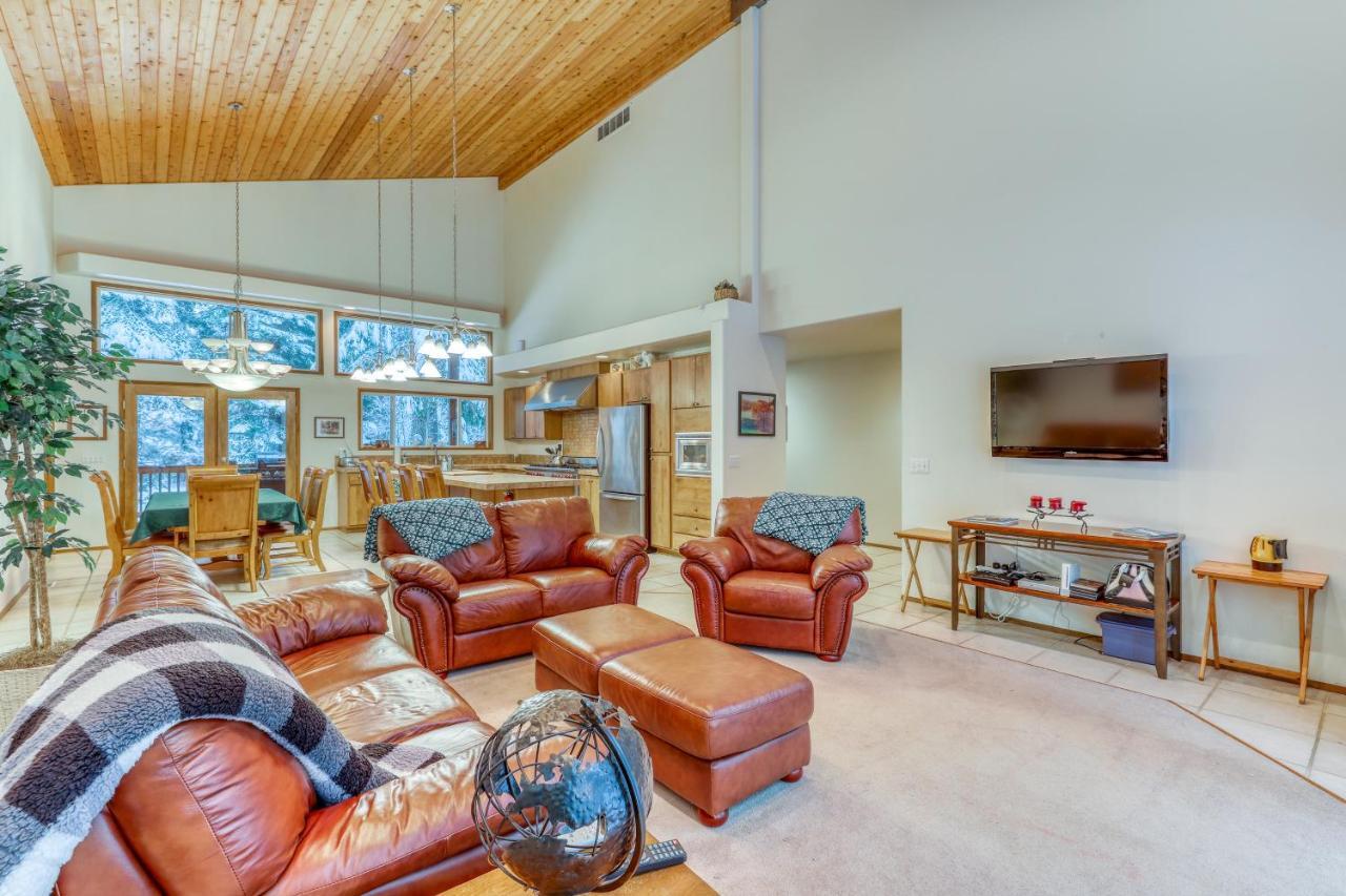 Elk Tracks Lodge Pine Glen 외부 사진