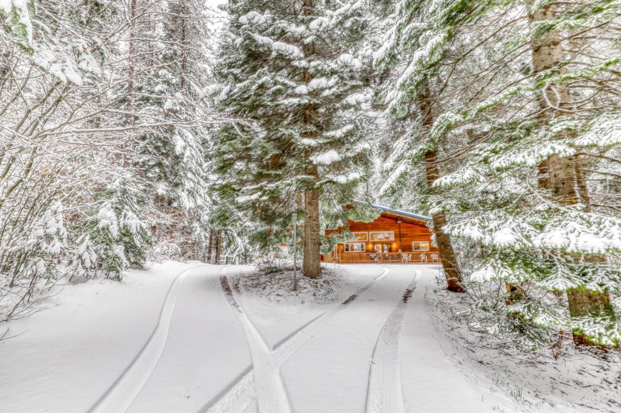 Elk Tracks Lodge Pine Glen 외부 사진